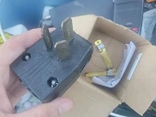 Leviton® 287-E Straight Blade Angle Plug 125/250 VAC, 30/50 Amp, 3-Poles, 3 Wire