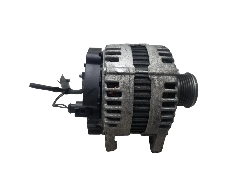 Volkswagen Passat Alternator 1968 Diesel 5 Speed Manual 2010 CBDC - Image 3 of 4