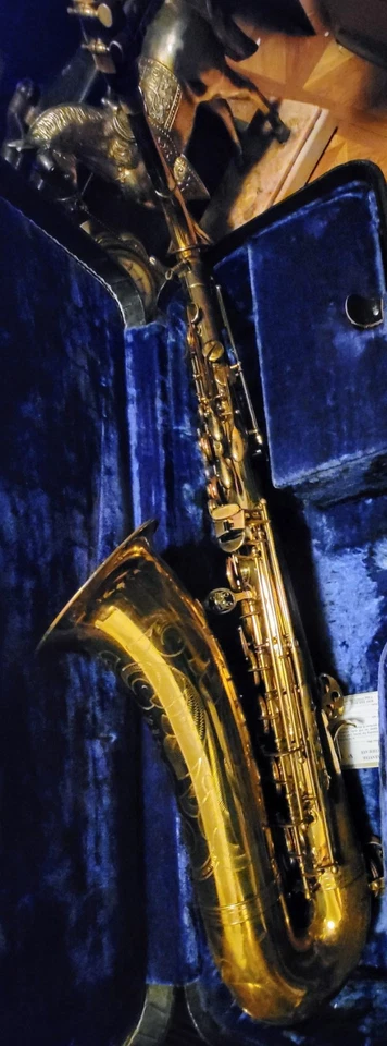 Saxofón tenor BUFFET CRAMPON París Francia SUPER DINACTION Plus estuche y cuello Foto 4 de 4