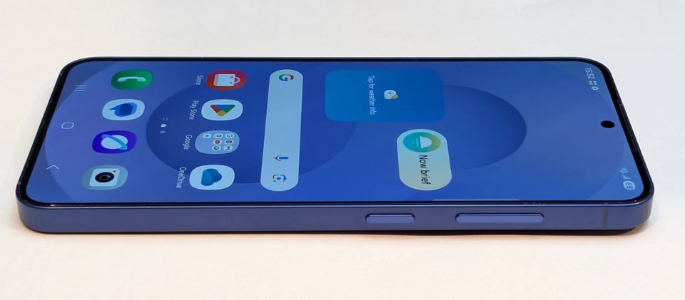 Samsung Galaxy S25 - 128GB - SM-S931B/DS - Navy (Unlocked) - Image 3 of 4