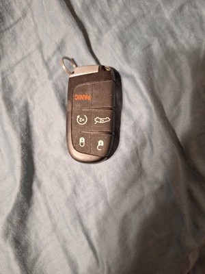 OEM'15 Chrysler 300S 5ButtonKeyFob Remote w/Emergency KeyBlade Remote Start Pani