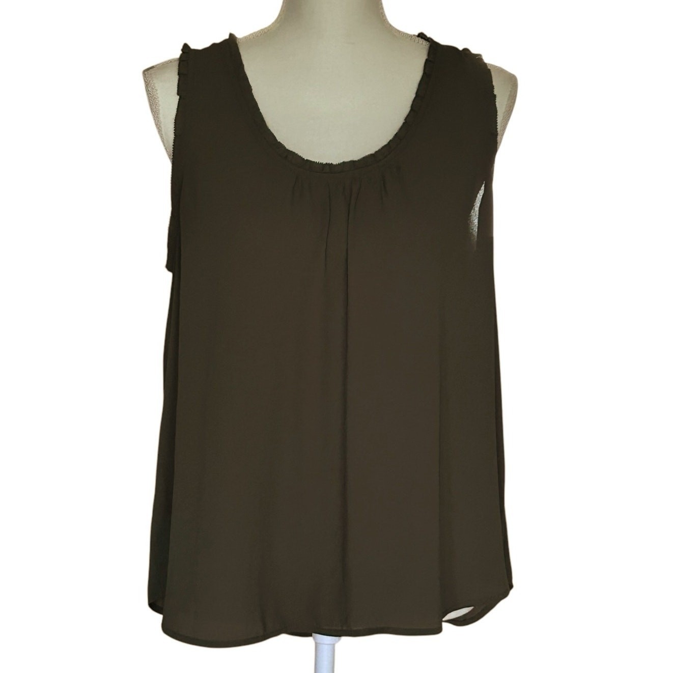 LOFT Sleeveless Blouse Pullover Polyester Relaxed… - image 2