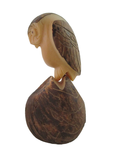 Owl Hand Carved Tagua Nut Figurine ~ Venezuela - Picture 2 of 5