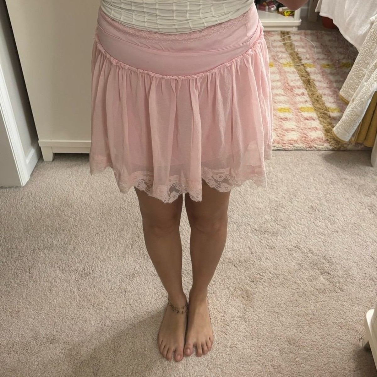 Vintage Y2K Mini Skirt XS Flowy 100% Silk Pink Lace Trim Frilly Ruffle  Benetton - Main Image