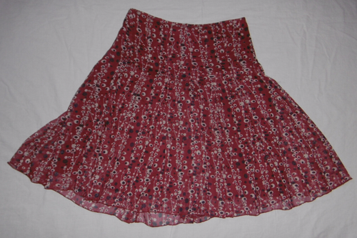 Robe Atmosphere Bordeaux, Noir & Blanc - Taille 8 (US) - Longueur 32" - Occasion Très Bon État