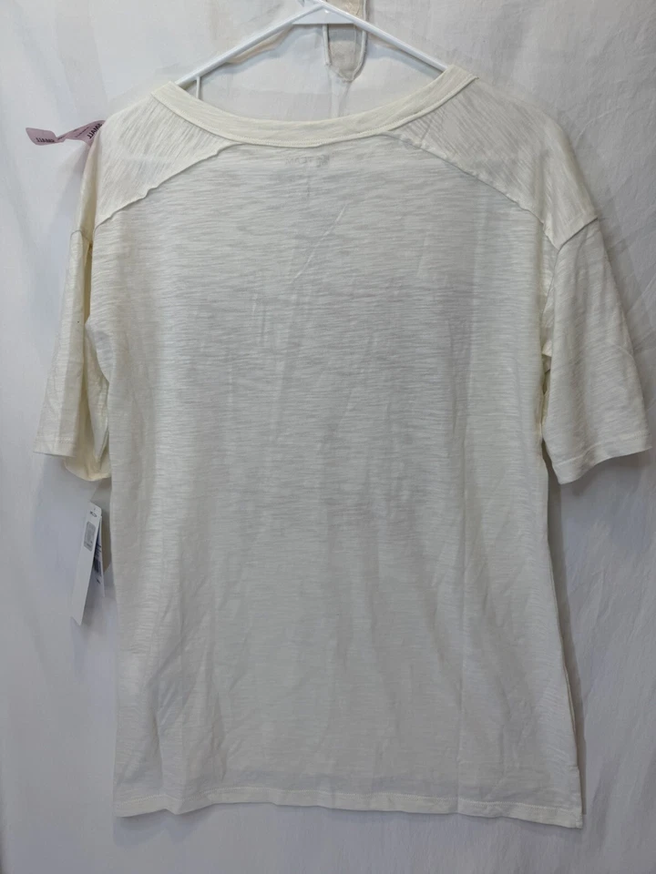 Tampa Bay Bucaneers Shortsleeve TShirt S NFL Team Apparel NWT Ivory Women Vneck - Image 3 of 3