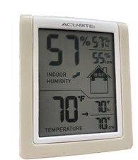AcuRite Portable Indoor Temperature and Humidity Monitor