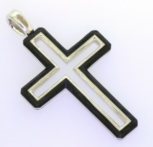 David-Yurman-NEW-Sterling-silver-forged-carbon-cross-crucifix-pendant