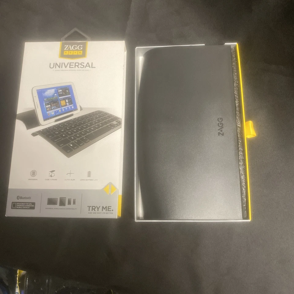 ZAGGkeys Case Universal Wireless Keyboard for iPad SamSung Smartphones Tablets  - Image 3 of 4