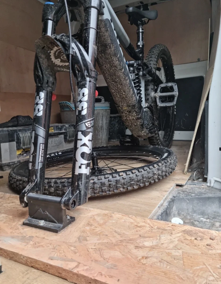 The Original Bike Fork Mount for Car Van Boost NonBoost 20mm Multiple Colours