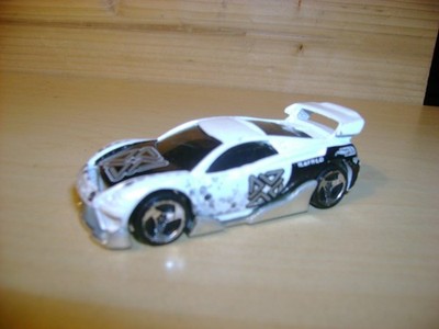 2003 Hot Wheels #101 Tech Tuners 2/5 MS-T SUZUKA White w/Chrome 3 Spoke Wheels