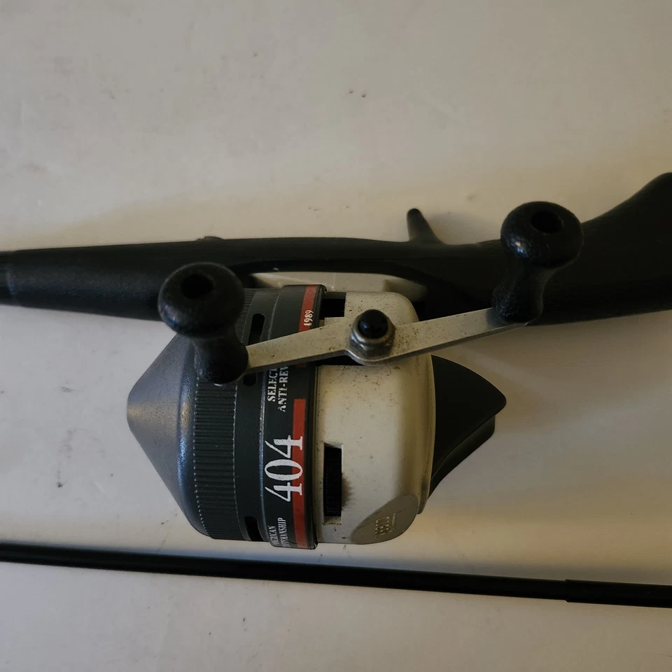 Vintage Zebco M# 4038 Rod+404 Reel Heavy Action Combo works Good Condition  - Image 3 of 4