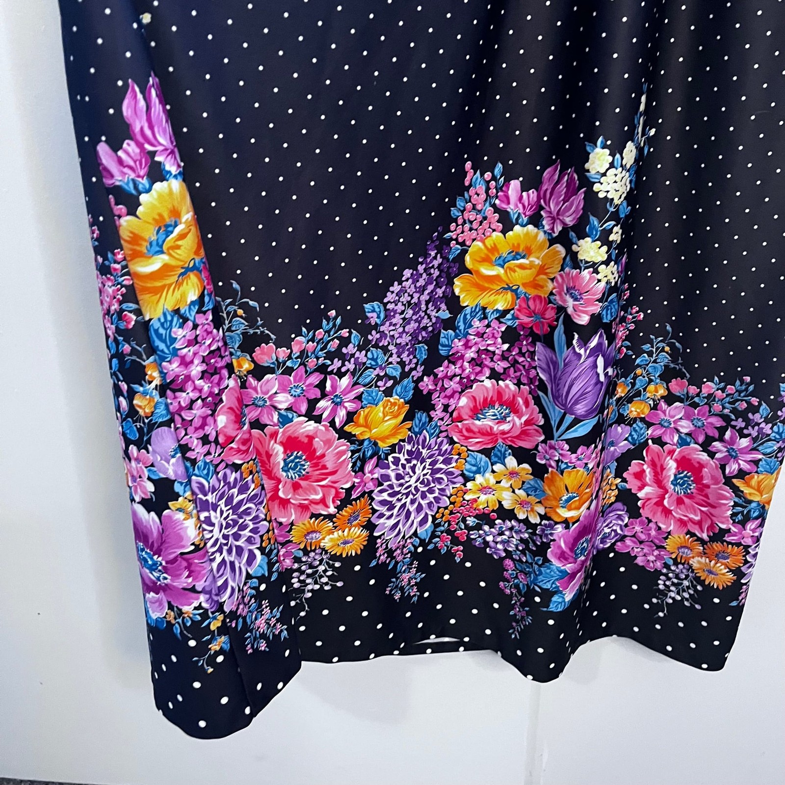Vintage 1970s Blooming Garden Floral Maxi Dress H… - image 3