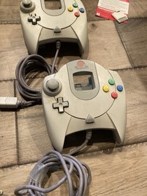 Sega Dreamcast White Console Bundle HKT-3020 w/ Controllers