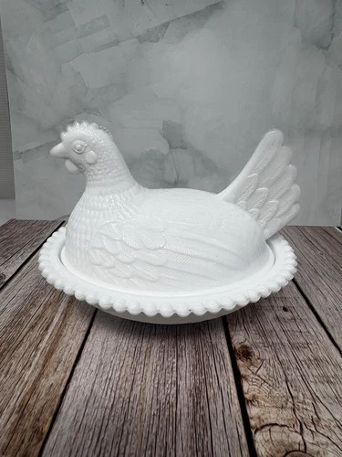 Vintage Milk Glass Hen In Nest Covered Dish Indiana Glass Style Beaded Rim