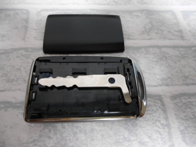 Picture 4 of 5