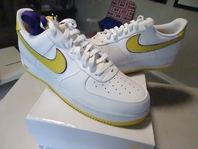 NEW RARE - Kobe Bryant X Nike Air Force 1 Retro QS SZ 18 MENS FZ1151-100 Lakers