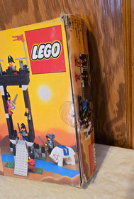 LEGO 6059 Castle: Knight's Stronghold  - 100% w/box & manual