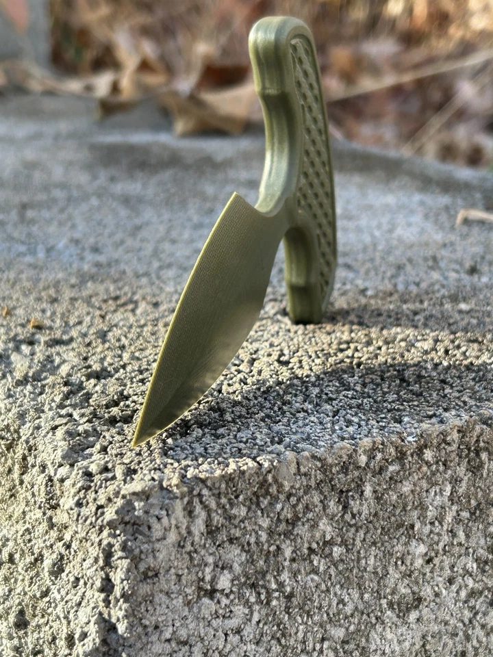 Daga estilo Gimlet G10. Cuchillo compuesto de fibra de vidrio de una pieza con funda Kydex. Foto 3 de 4