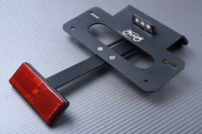 Support de plaque Suzuki GSX-R 600 WVC3 pour balades et sorties sur piste avec catadioptre
