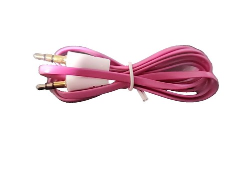 HELLO KITTY Portable DVD Player AVOX 9 inch Yellow ADP-9030MKTY-Y