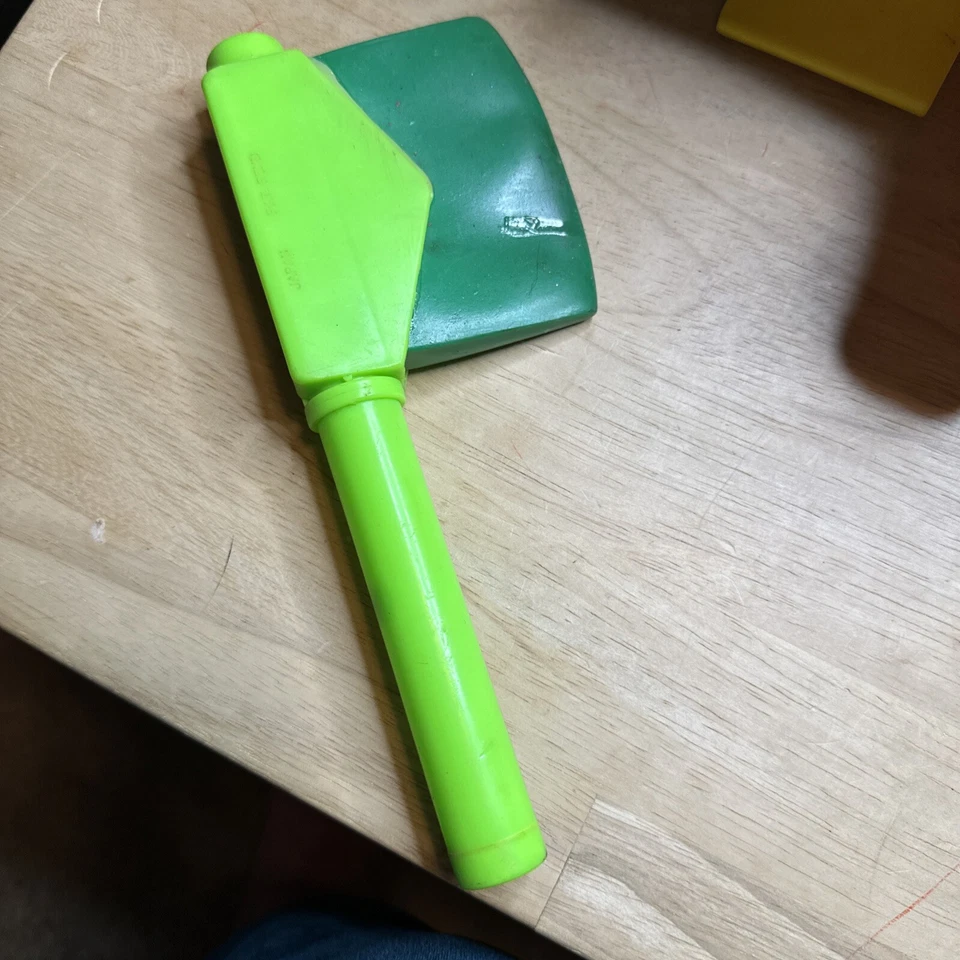 VTG Child Guidance Toys No.254 Peek-a-Boo Log Made In Japan - Image 3 of 4