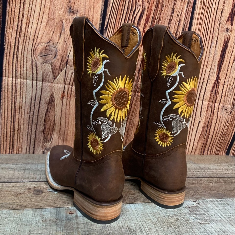 WESTERN BOOTS WITH SUNFLOWER EMBROIDERY main image 1