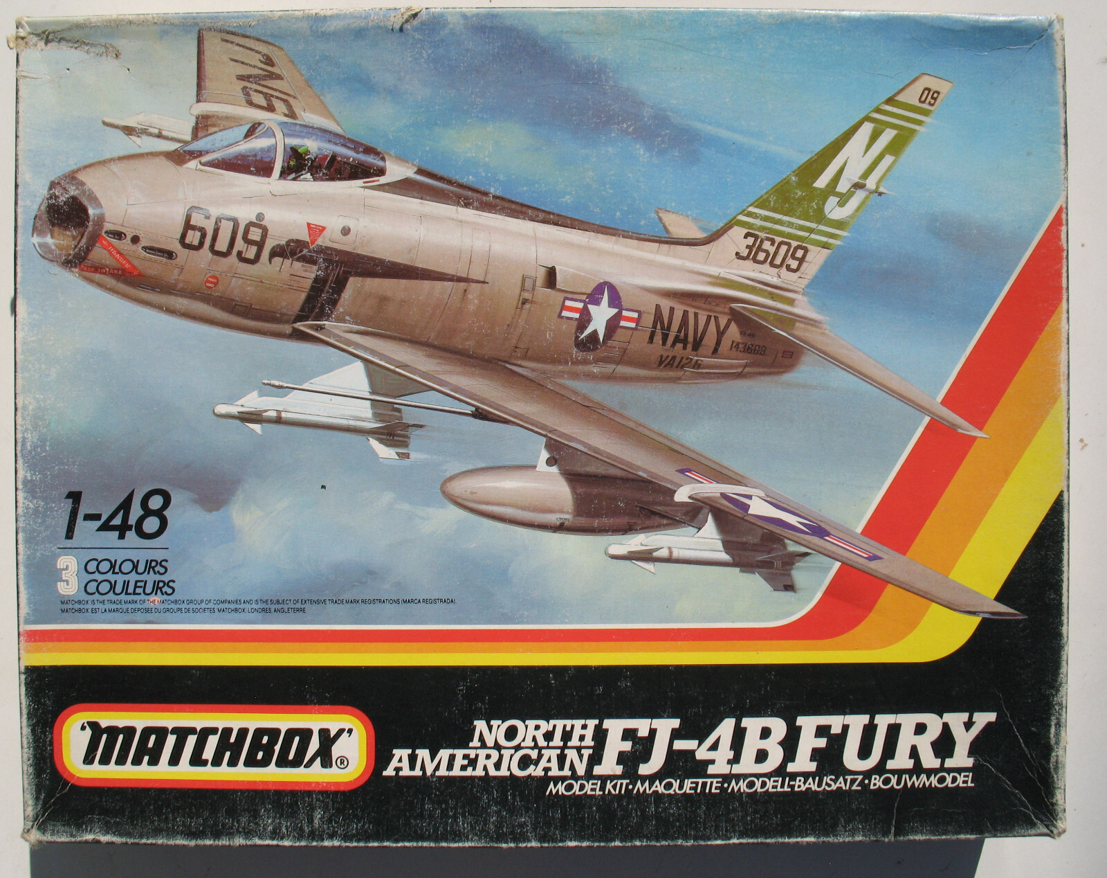 MATCHBOX PK-652 NORTH AMERICAN FJ-4B FURY 1:48 Flugzeug Bausatz Aircraft Kit