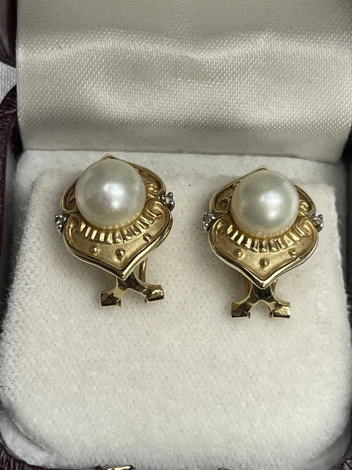 14k Yellow Gold Pearl N Diamond Omega Clip Earrings - Image 2 of 4