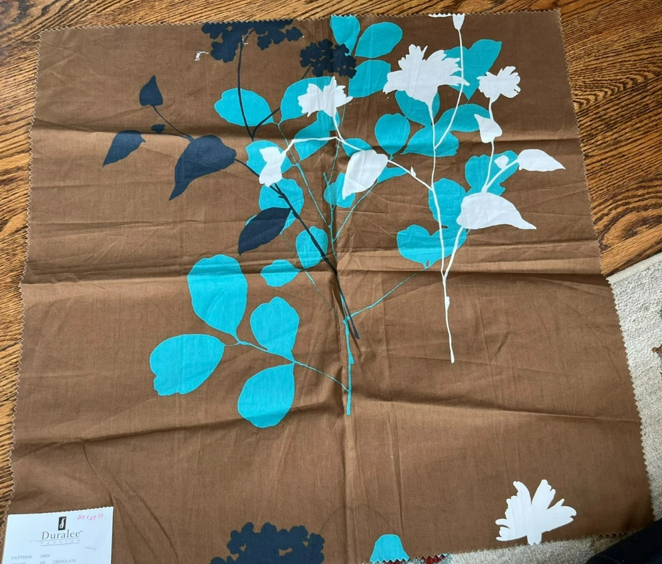 Duralee Fabric Sample 25x25 Cotton Percale Brown with White & Blue Flowers - Image 2 of 2