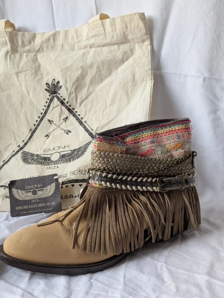 EMONK Ibiza. Santiague talon plat. Cuir daim camel. Frange. Taille 41. - Photo 4/4