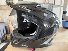 Airoh Aviator ACE 2 Mono, Solid Full Carbon B...