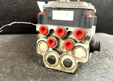2000-2002 Chevy Tahoe Suburban 1500 ABS Anti Lock Brake Pump Module Assembly OEM