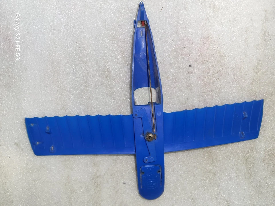 Vintage Cox Fokker Tether Plane Blue Fuselage Part  - Image 4 of 4