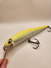 Storm Giant Jointed Thunderstick 10-1/4 Inch UV Orange Muskie Crank Discontinued