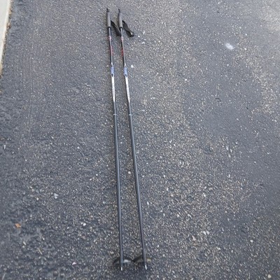 Set of LEKI Cross 4.0 TS Series 56  Ski Poles