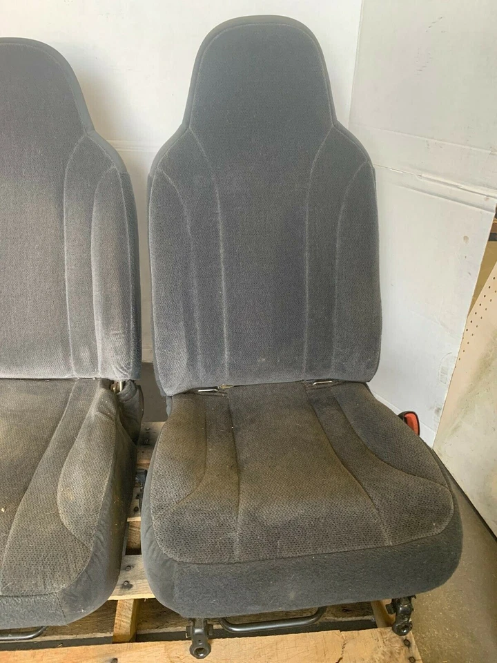 2003 Dodge Dakota Extended Cab Passenger RH Front Bucket Seat Gray Cloth - Image 4 of 4