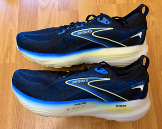Brooks Glycerin 22 D US 13 / 47 5 1x 8km neuwertig.