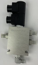Hydraforce 4 Way Solenoid Valve 70244860 - 2 x 6306024 Plugs - LOOK