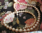 Vintage  6 Pieces Of Vintage Pearl Themed Jewelry All Wearable And Clean — photo 5