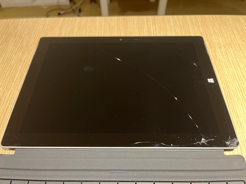 Microsoft Surface 3, Intel Atom x7 (1.60GHz), 4GB, 120 SSD - Foto 2 di 3