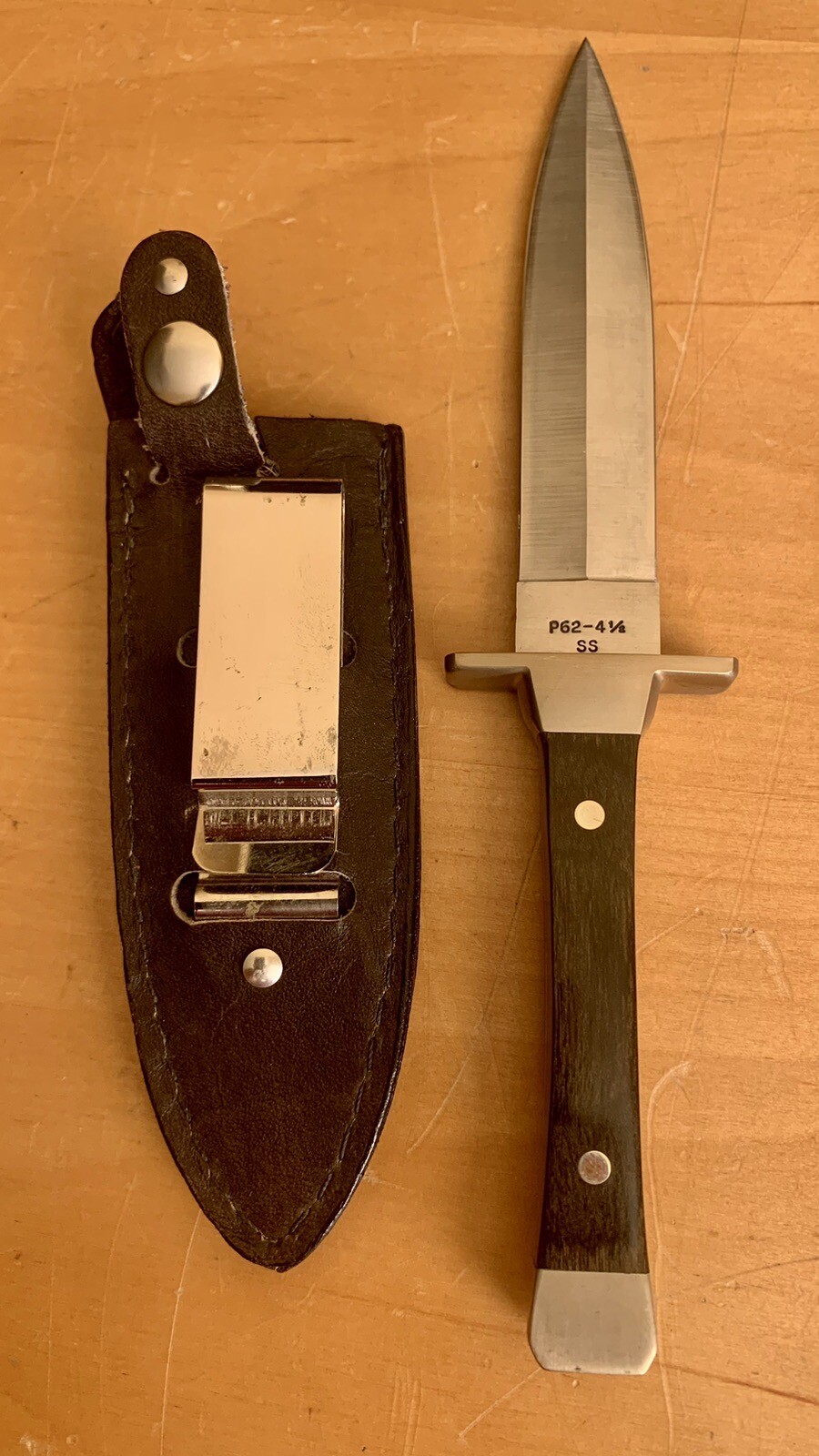 Vintage CASE XX Boot Hunter Knife No.P624 1/2 SS With Boxes LONE