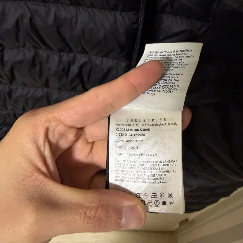 Moncler Lans Packable Lightweight Short Puffer Jacket Black 25/26 thumbnail 8