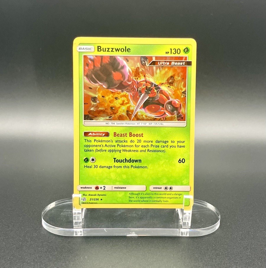 Pokémon TCG - Buzzwole 21/236 Sm-Cosmic Eclipse Holo - LP Cond.