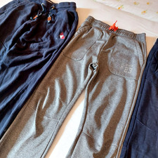 Kinder Sweathose 4 Stuck Gr. 128 und Gr.134