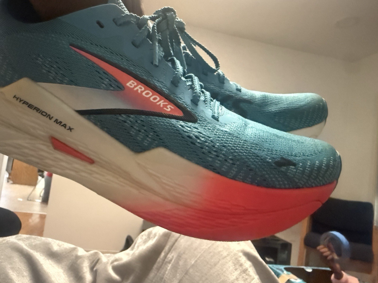 Brooks Hyperion Max - image 5