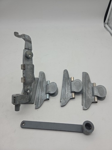 Bitzenburger Dial-O-Fletch Fletchmaster Fletching Jig Archer 3 Clamps/ Handle