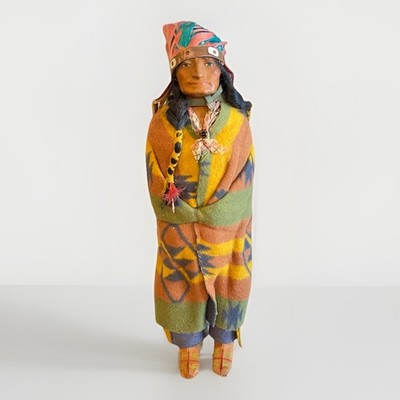 Antike Indianer Skookum Häuptling Puppe 17 cm Feder Kopfschmuck 30er Jahre?