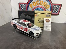 2022 Kyle Larson Hendrick Darlington Throwback 1/24 Autographed