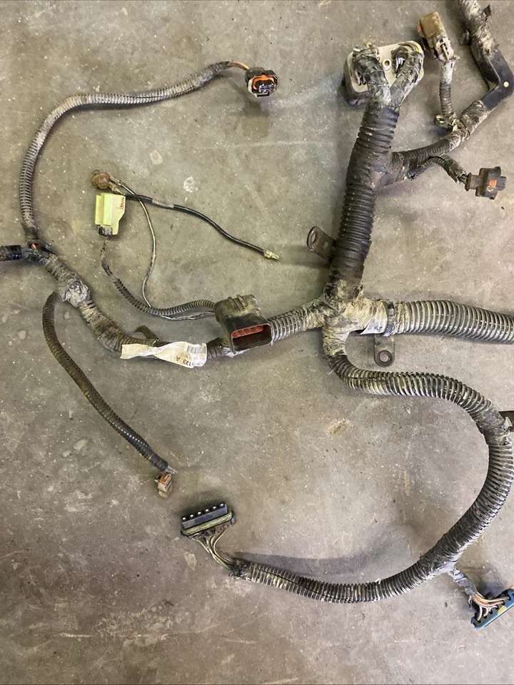 2007 Dodge Ram 2500 6.7 Engine Wiring Harness 4946123 A - Image 3 of 4